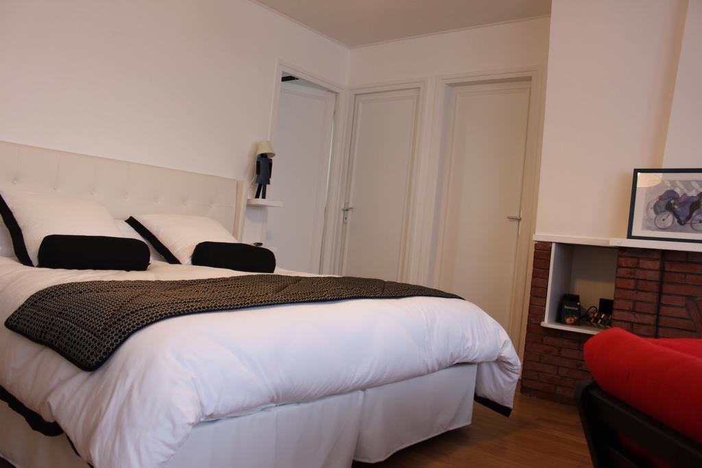 Au Coeur De Beauvais Bed & Breakfast ภายนอก รูปภาพ