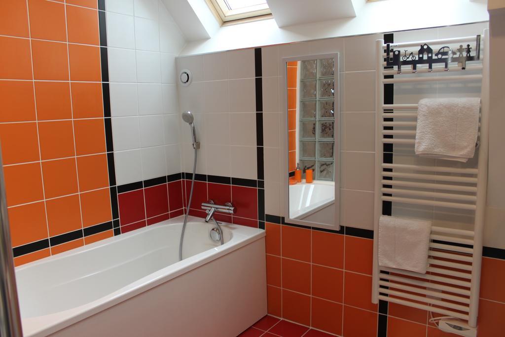 Au Coeur De Beauvais Bed & Breakfast ภายนอก รูปภาพ