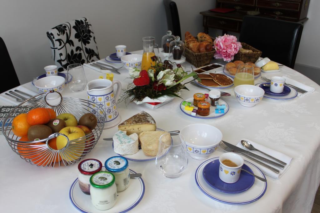 Au Coeur De Beauvais Bed & Breakfast ภายนอก รูปภาพ