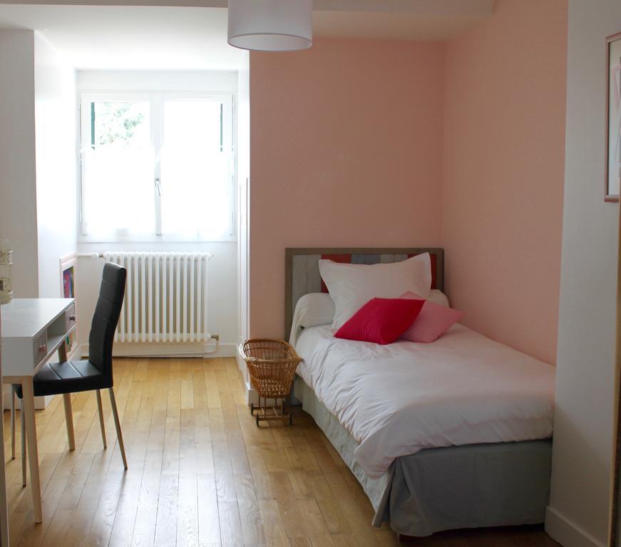 Au Coeur De Beauvais Bed & Breakfast ภายนอก รูปภาพ